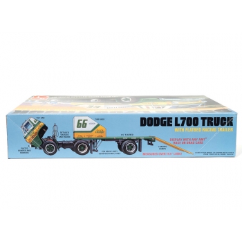 Plastikmodell – 1:25 1966 Dodge L700 Truck mit Pritschen-Rennanhänger – AMT1368